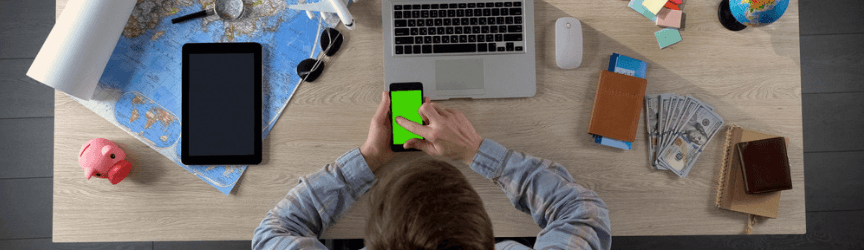 A person works on creating the best PPC landing page