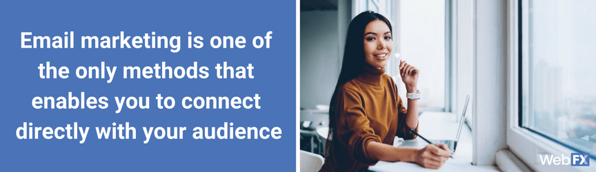 A woman brainstorms an email marketing strategy for web marketing