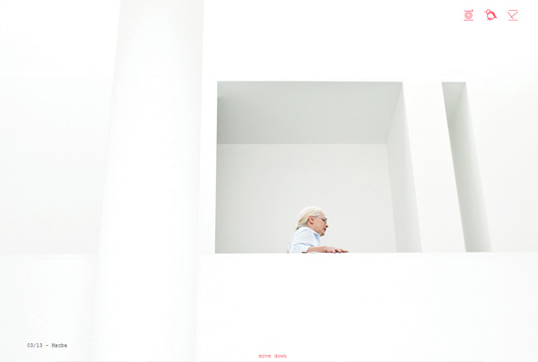 Minimalist web design example: Carles Palacio Photography