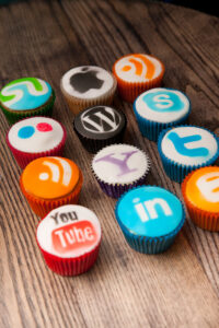 social-cupcakes