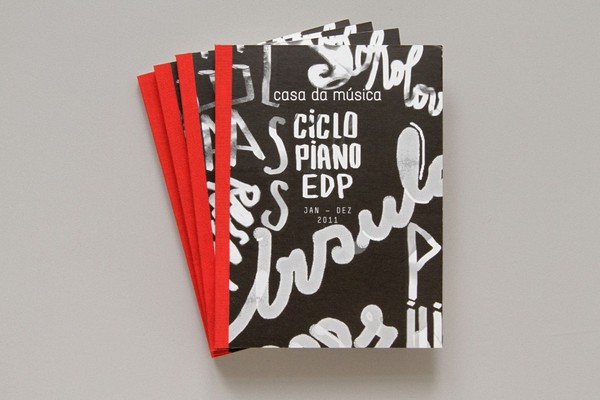 Beautiful Typography in a Print Design: Casa da Musica