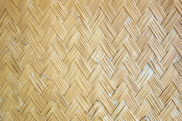 A photo of hand-woven bamboo shoots (2/4)