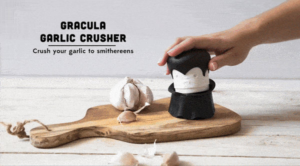 gif of ototo dracula garlic crusher
