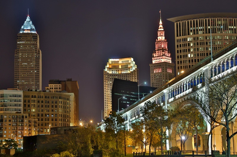 A picture of the Cleveland skyline at night